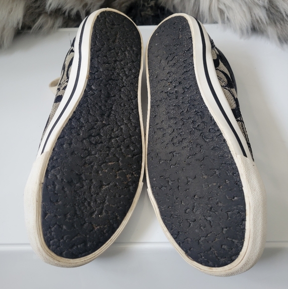 Coach Signature Sneakers - Picture 4 of 7